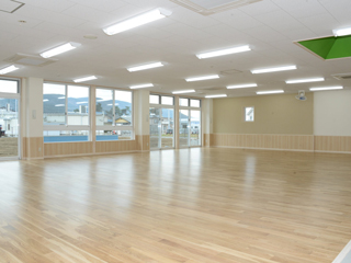 Ishinomaki-Higashi Nursery School December 2013 Construction completion. Nursery room-4,room-5.