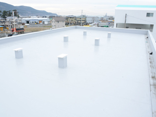 石巻ひがし保育園　2013年12月　竣工　Ｒ階屋上
