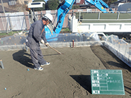 石巻たから保育園建設　2015年11月　土間下砂敷均状況